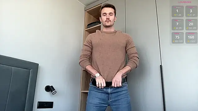 Snapshot of cute_mark chatting on September 30, 9:36 am cute mark online show from September 30, 9:36 am