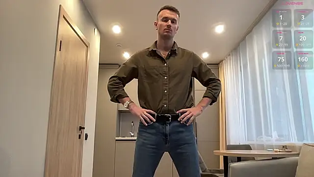 Snapshot of cute_mark chatting on October 23, 5:07 am cute mark online show from October 23, 5:07 am