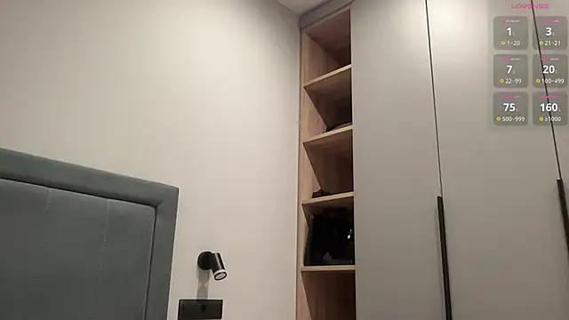 Snapshot of cute_mark chatting on October 24, 3:19 pm cute mark online show from October 24, 3:19 pm