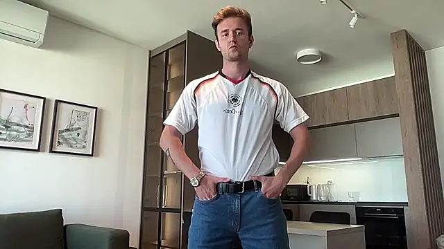 cute mark online show from July 17, 11:39 am