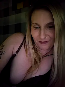 Northern Tease online show from February 8, 10:57 pm