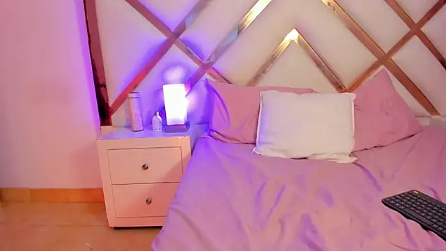 Snapshot of HayamiKioto chatting on January 31, 3:44 pm HayamiKioto online show from January 31, 3:44 pm