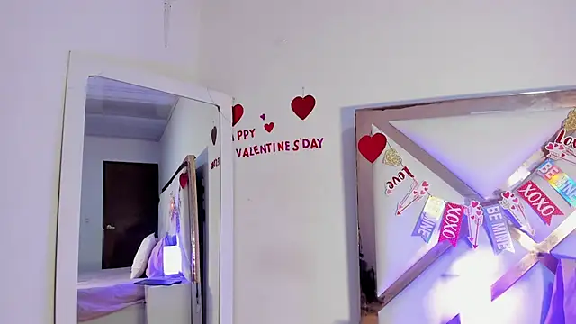 Snapshot of HayamiKioto chatting on February 12, 12:22 pm HayamiKioto online show from February 12, 12:22 pm