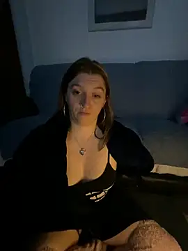 Snapshot of Stoner_BarbieXX chatting on March 20, 10:47 pm Stoner BarbieXX online show from March 20, 10:47 pm