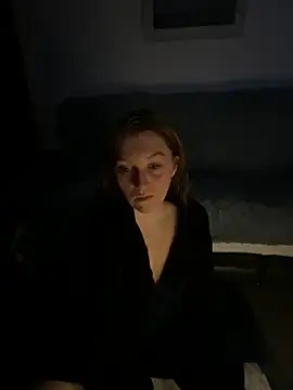 Snapshot of Stoner_BarbieXX chatting on April 16, 9:26 pm Stoner BarbieXX online show from April 16, 9:26 pm