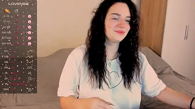 Snapshot of __Latisha__ chatting on February 18, 4:16 pm Latisha online show from February 18, 4:16 pm