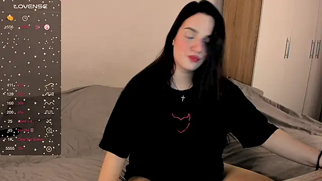 Snapshot of __Latisha__ chatting on February 27, 3:58 am Latisha online show from February 27, 3:58 am