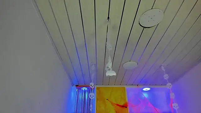 zoe connor19 online show from October 30, 9:37 pm