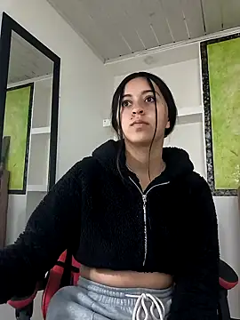 zoe connor19 online show from February 4, 8:03 pm