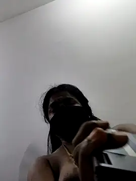 Snapshot of Tamilrojanew chatting on October 11, 8:35 am Tamilrojanew online show from October 11, 8:35 am