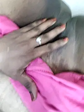 Snapshot of Tamilrojanew chatting on November 2, 1:08 am Tamilrojanew online show from November 2, 1:08 am