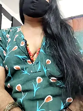 Snapshot of Tamilrojanew chatting on May 11, 4:37 pm Tamilrojanew online show from May 11, 4:37 pm