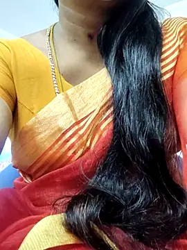 Snapshot of Tamilrojanew chatting on May 17, 7:06 am Tamilrojanew online show from May 17, 7:06 am