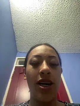 Snapshot of Little_aphrodite chatting on December 5, 9:39 am Little aphrodite online show from December 5, 9:39 am