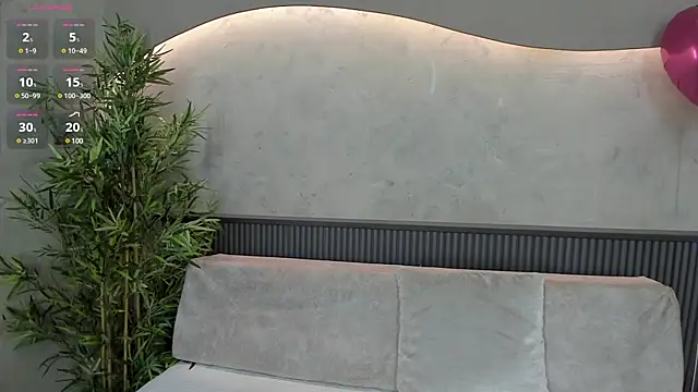 Naomi Dasilva online show from February 15, 7:17 pm