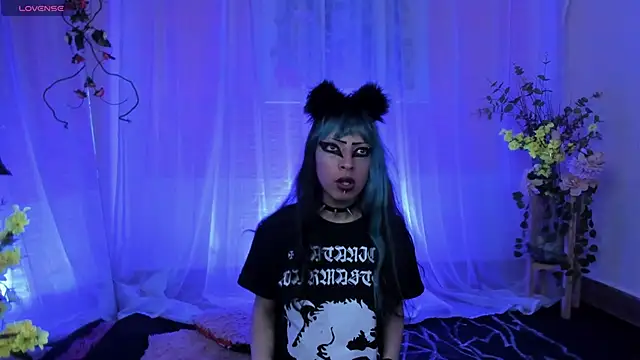 Neon 666  online show from January 15, 11:53 am