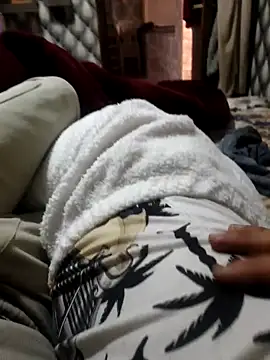 Snapshot of nouramaroc chatting on February 16, 1:38 pm nouramaroc online show from February 16, 1:38 pm