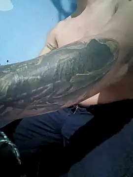 Snapshot of Javierhot666 chatting on April 6, 7:37 pm Javierhot666 online show from April 6, 7:37 pm