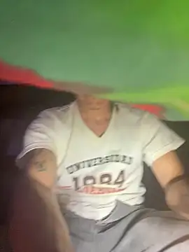 Snapshot of tripexnte chatting on February 27, 12:32 am tripexnte online show from February 27, 12:32 am