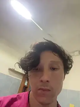 Snapshot of tripexnte chatting on March 9, 7:48 pm tripexnte online show from March 9, 7:48 pm