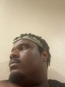 Snapshot of BigBossaNova69 chatting on November 20, 8:14 am BigBossaNova69 online show from November 20, 8:14 am