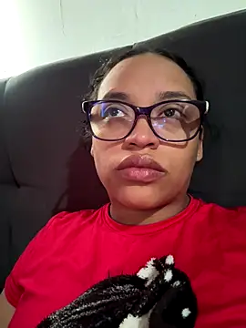 Snapshot of angela_angels_ chatting on December 1, 5:24 pm angela angels online show from December 1, 5:24 pm