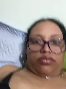 Snapshot of angela_angels_ chatting on February 2, 6:53 pm angela angels online show from February 2, 6:53 pm