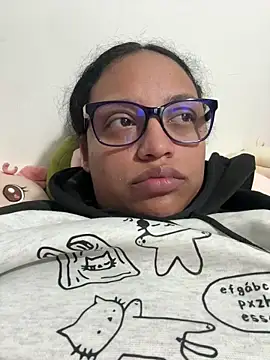 Snapshot of angela_angels_ chatting on February 16, 2:21 pm angela angels online show from February 16, 2:21 pm