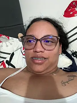 Snapshot of angela_angels_ chatting on March 9, 3:16 pm angela angels online show from March 9, 3:16 pm