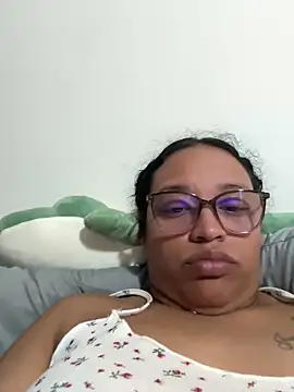 Snapshot of angela_angels_ chatting on March 16, 5:50 pm angela angels online show from March 16, 5:50 pm