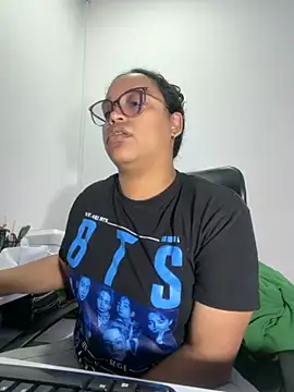 angela angels  online show from November 14, 5:50 am