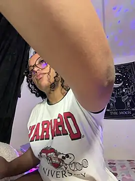 angela angels  online show from January 10, 9:00 am