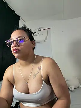 angela angels  online show from May 14, 10:33 am