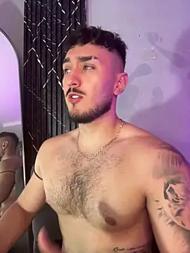 Snapshot of Zionmattis chatting on March 17, 1:43 am Zionmattis online show from March 17, 1:43 am