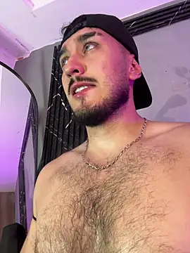 Snapshot of Zionmattis chatting on March 19, 1:31 am Zionmattis online show from March 19, 1:31 am