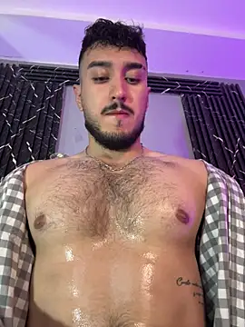 Snapshot of Zionmattis chatting on March 25, 12:38 am Zionmattis online show from March 25, 12:38 am