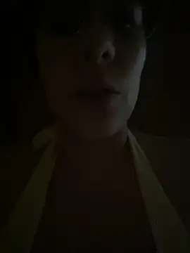 Snapshot of cheke42000 chatting on January 4, 10:34 pm cheke42000 online show from January 4, 10:34 pm