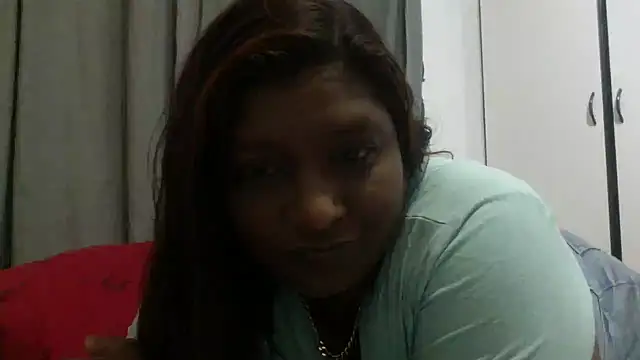 Snapshot of INDIANSIN2 chatting on February 7, 7:06 pm INDIANSIN2 online show from February 7, 7:06 pm
