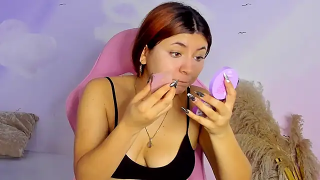 Snapshot of carolayrosse chatting on March 14, 3:04 am carolayrosse online show from March 14, 3:04 am