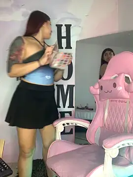 Snapshot of carolayrosse chatting on October 5, 2:43 am carolayrosse online show from October 5, 2:43 am