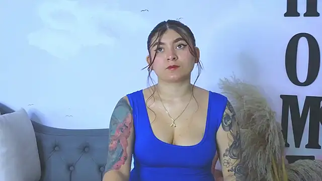 carolayrosse online show from December 23, 4:10 am