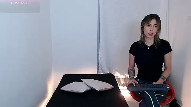 Susana Rios11 online show from March 25, 12:22 pm