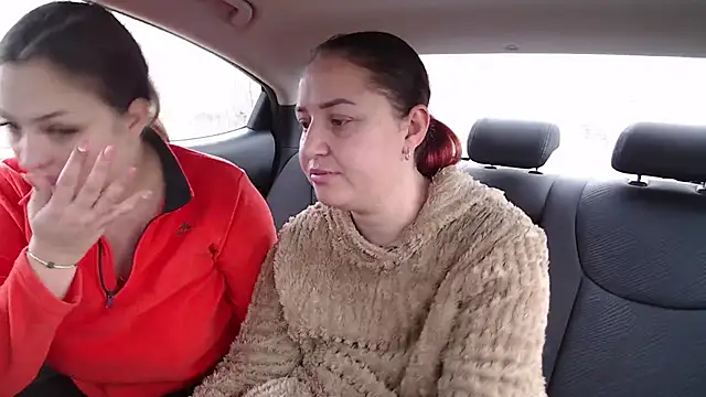 Snapshot of Amy--Samy chatting on February 14, 7:07 am Amy--Samy online show from February 14, 7:07 am