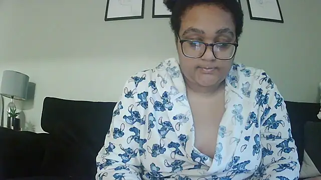 vanilla chocolate23 online show from October 16, 6:47 am