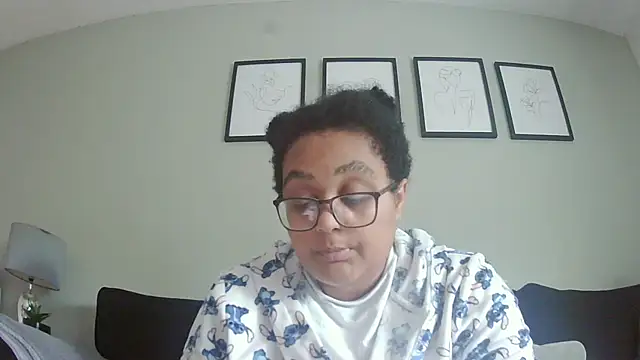 vanilla chocolate23 online show from October 18, 10:16 am