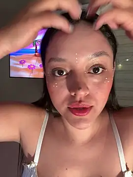 kenndall 21 online show from December 20, 2:40 am