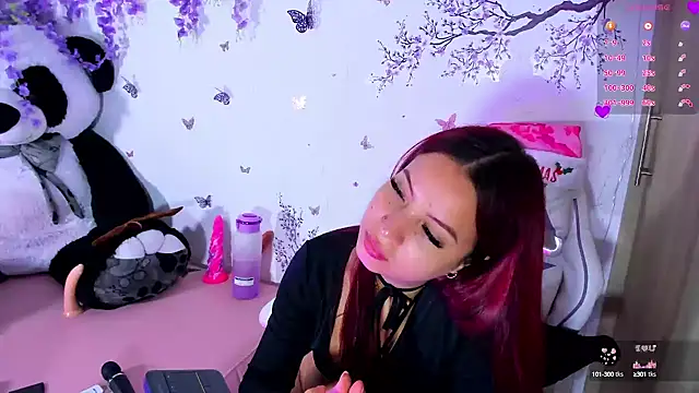 IamSteph13 online show from December 15, 6:40 am