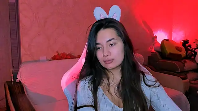 Swee Alicee online show from October 10, 7:57 pm