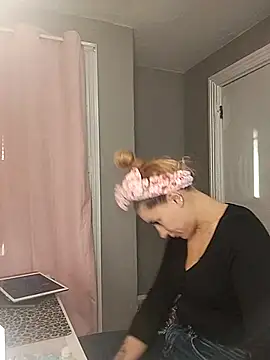 lexybabyxo online show from January 9, 1:14 pm