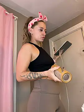 lexybabyxo online show from May 13, 12:57 pm